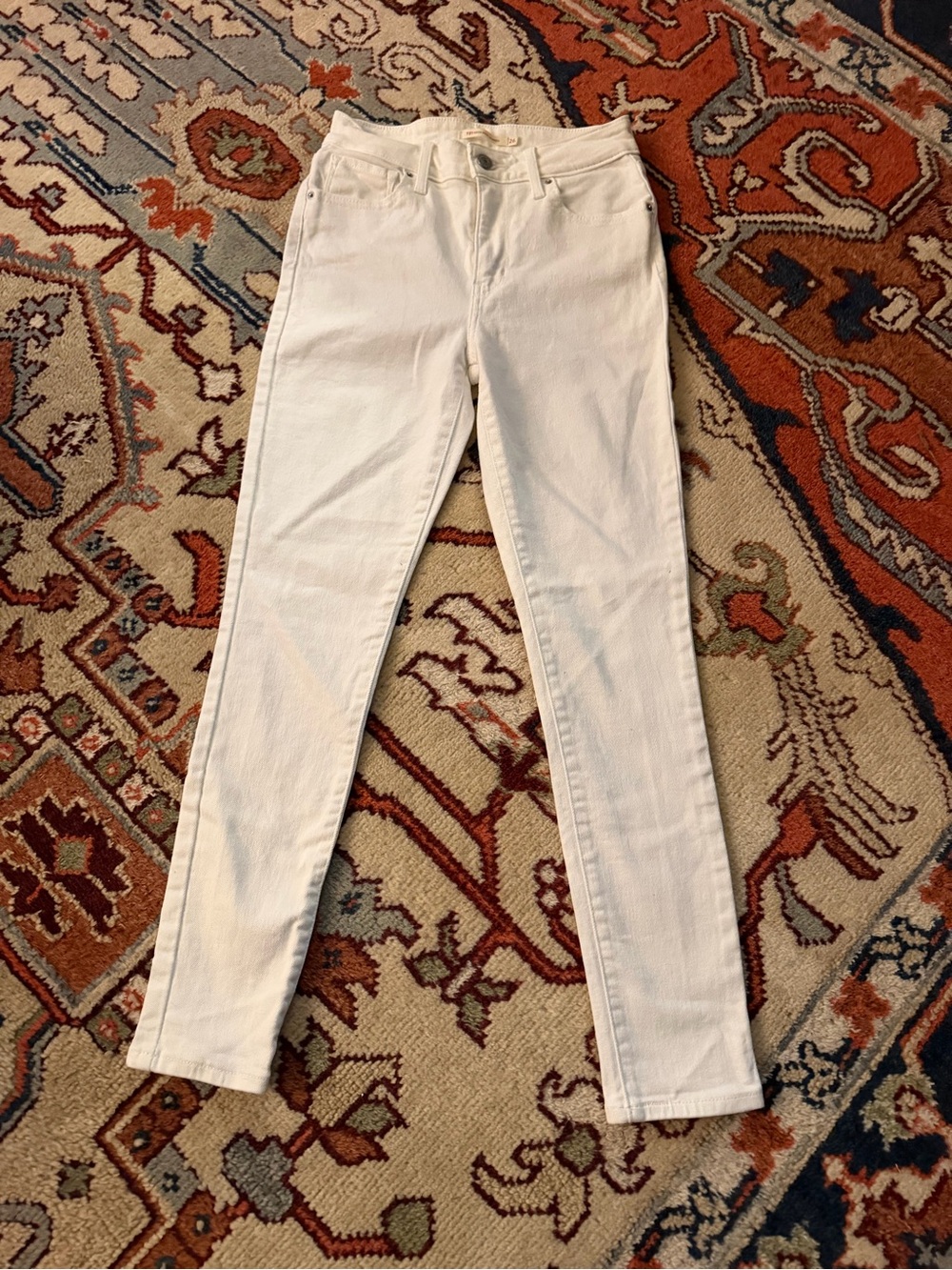 White Women's Slim High-Rise Levi’s Jeans